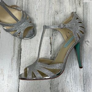 Betsey Johnson T-strap silver glitter evening open toe  heels - NWOB